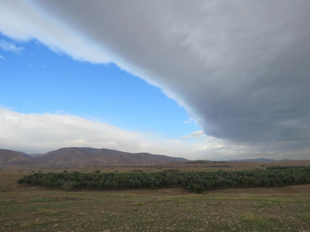 Meqor Hayyim חוות עינות קדם- Einot Kedem Farmヴィラ エクステリア 写真